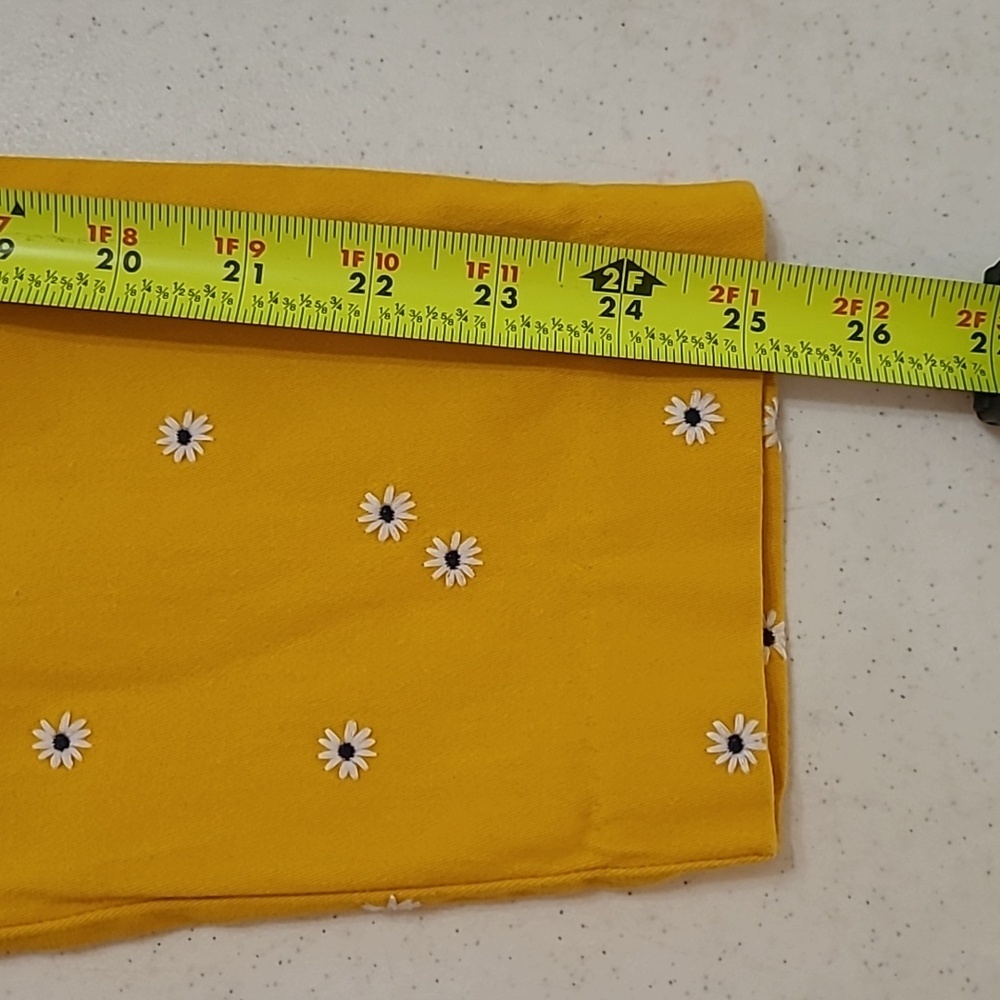 Old Navy Mustard Pixie Pants With Embroidered Dai… - image 7